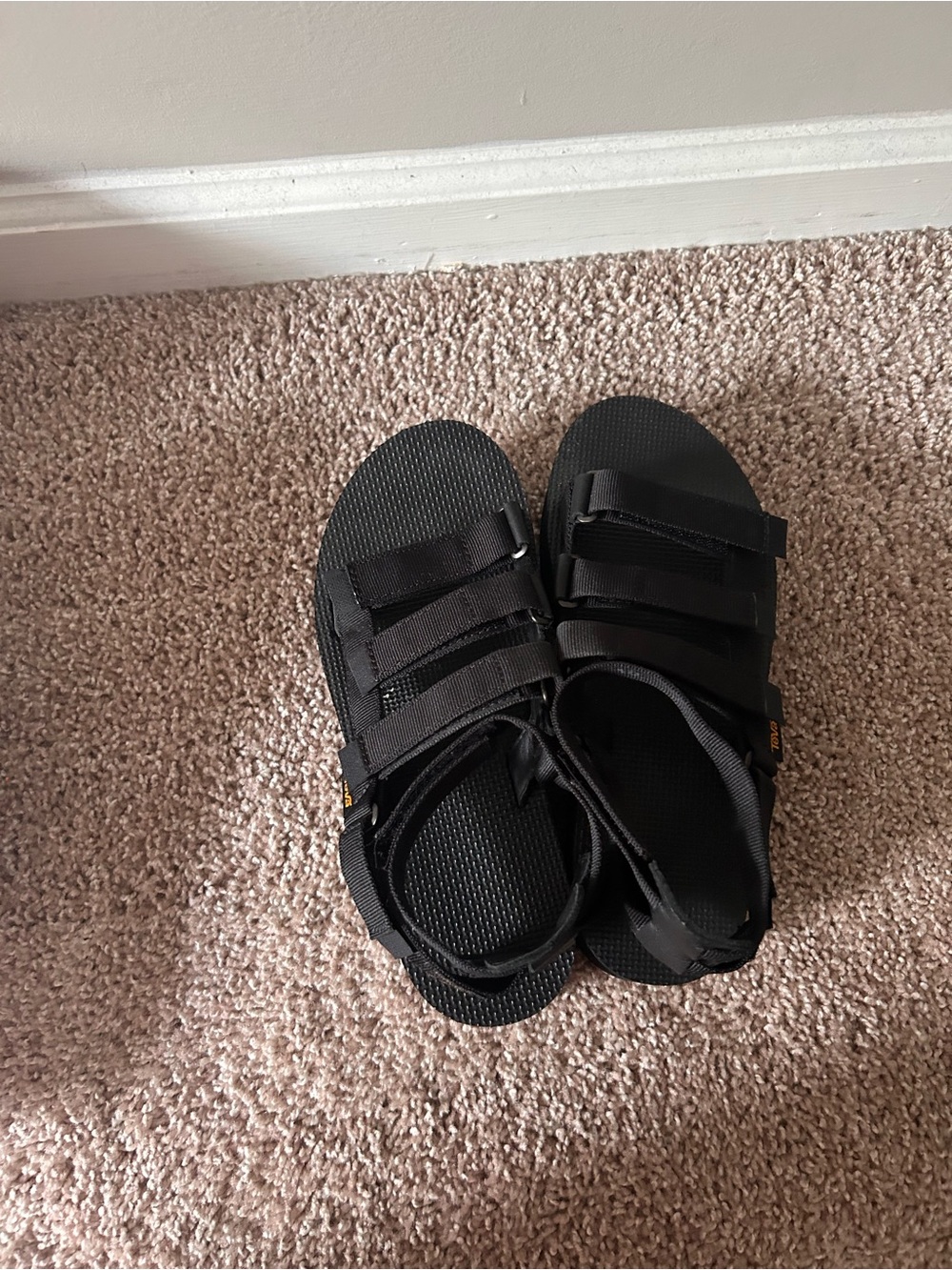 Teva Black Elevated Sport Sandals - Picture 2 of 4